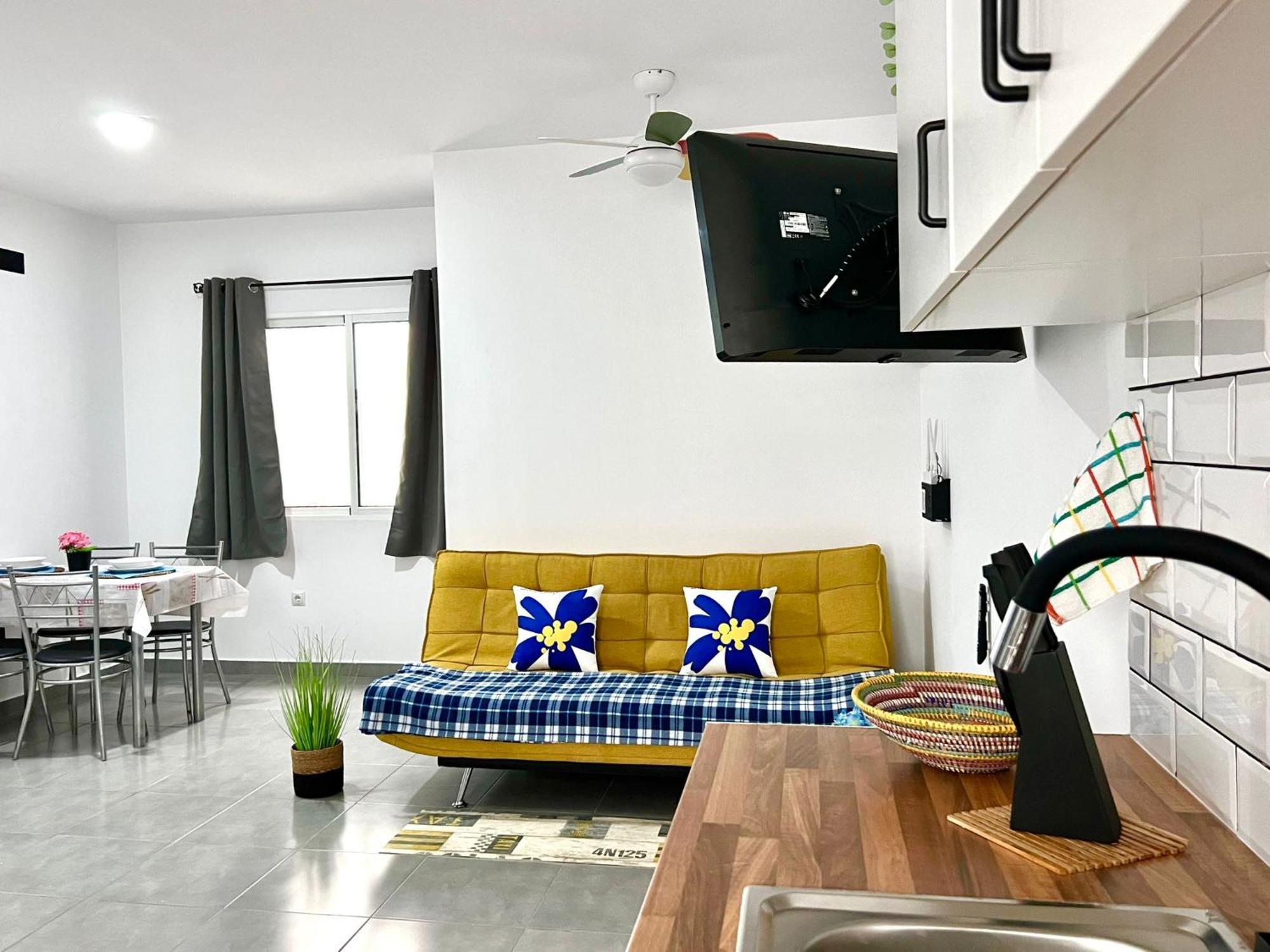Animos! Apartments - 10 Modern Apartments Near The City & Beach, Perfect For Nomads, Travellers, Families, Watersports! Santa María Exterior foto
